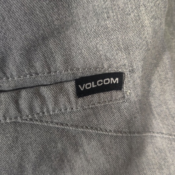 Volcom‎ Shorts Men's Size 34 Grey Flat Front Mid Rise Grunge Punk Skater - Picture 4 of 10